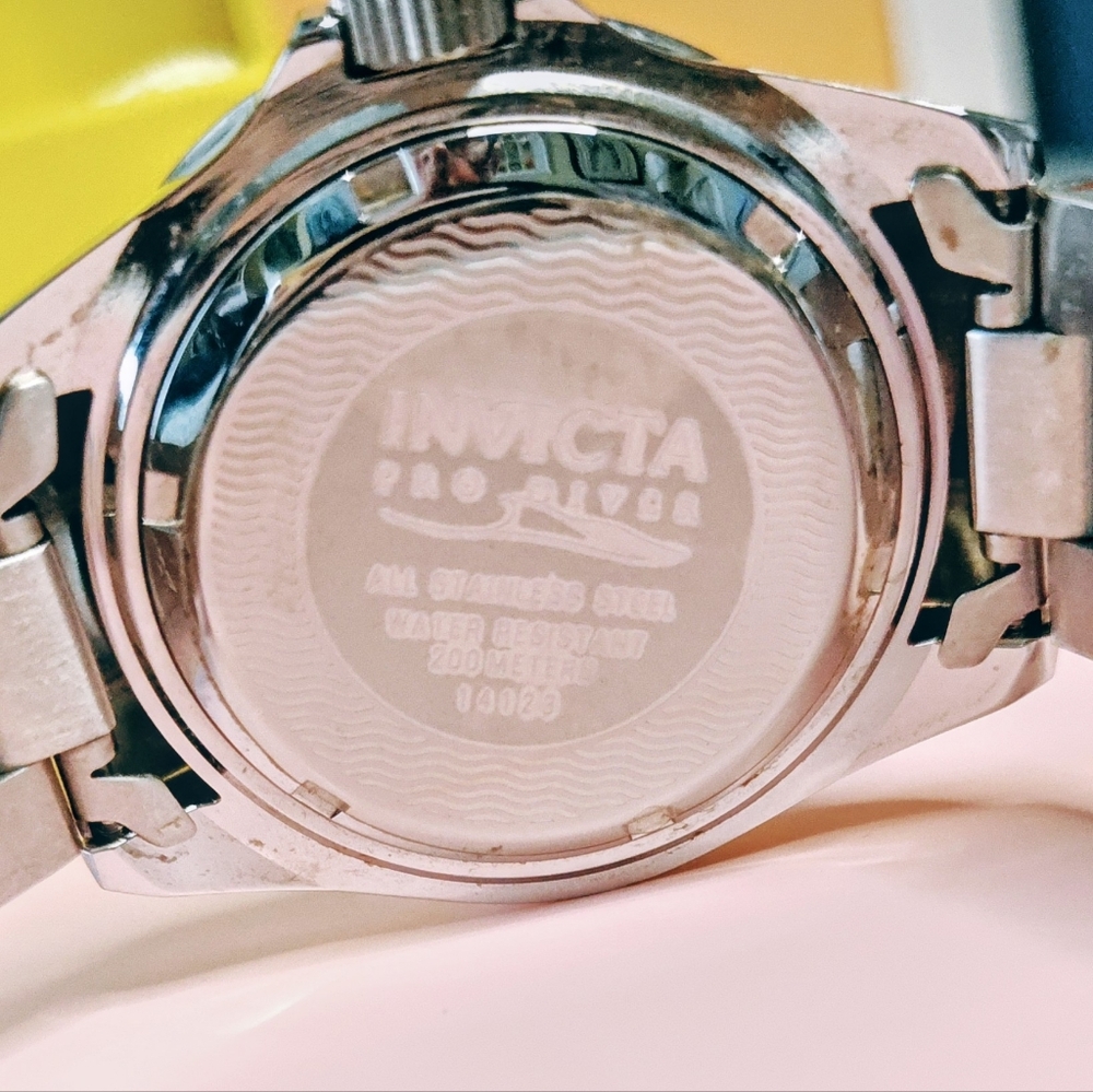 Invicta Professional Dive Watch - Picture 3 of 5